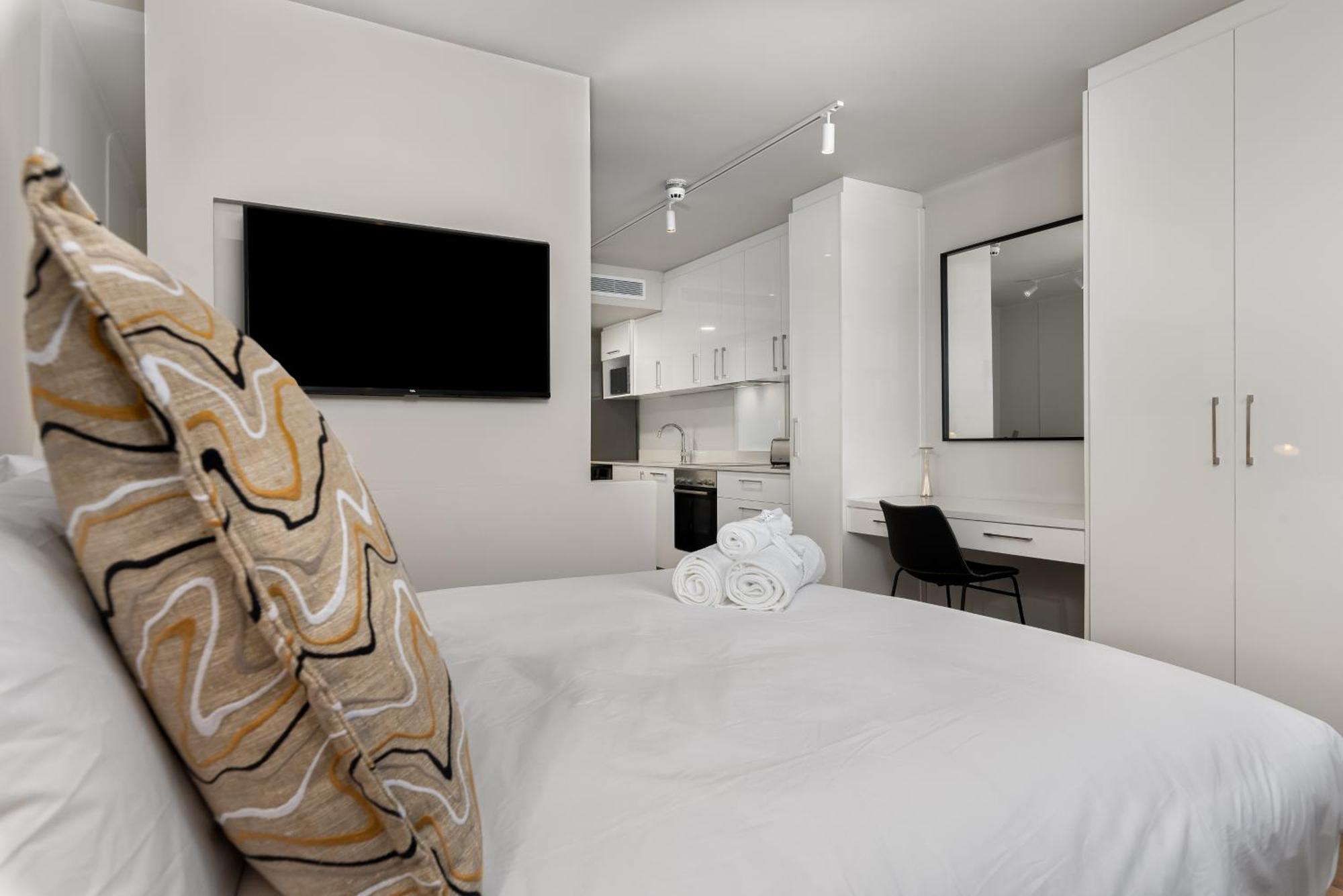 The Tokyo Aparthotel By Totalstay Cape Town Exterior photo